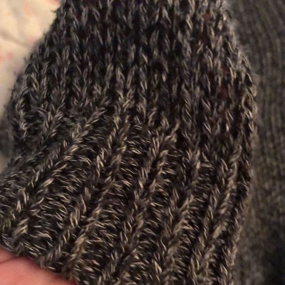 Say What? Cropped Grey Crew Neck Sweater Med. Extra Long Sleeves/Ribbed Accents - Picture 10 of 13